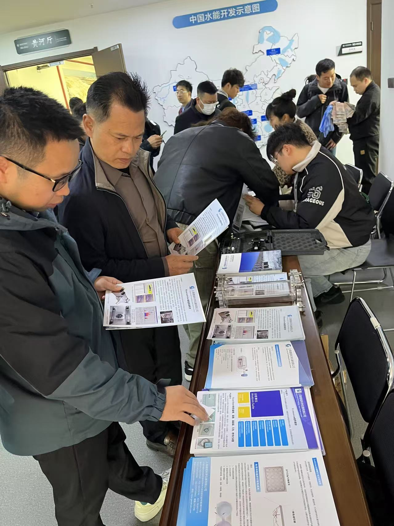 1743478831375909.png 圖片2.png